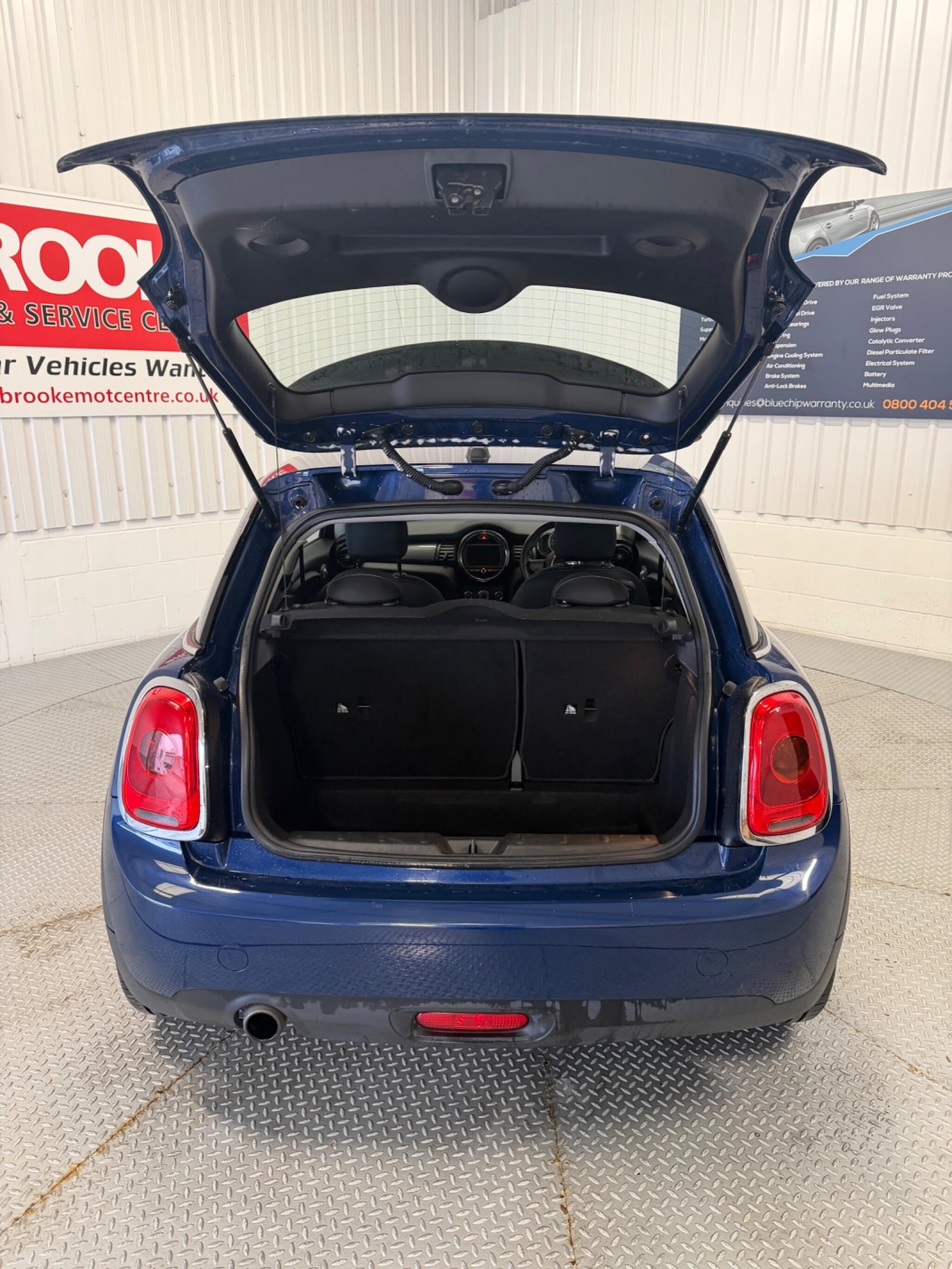 Used MINI Hatch 2018 for sale - 77993776: Photo 11