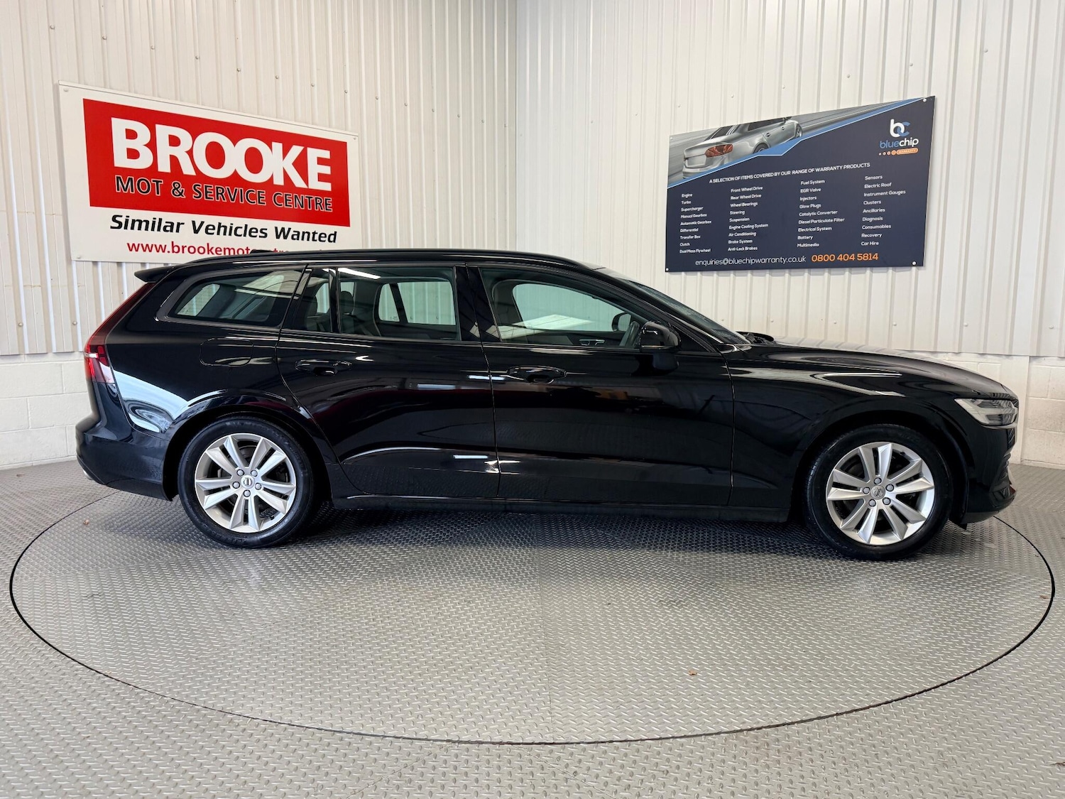 Used Volvo V60 2018 for sale - 76561920: Photo 6