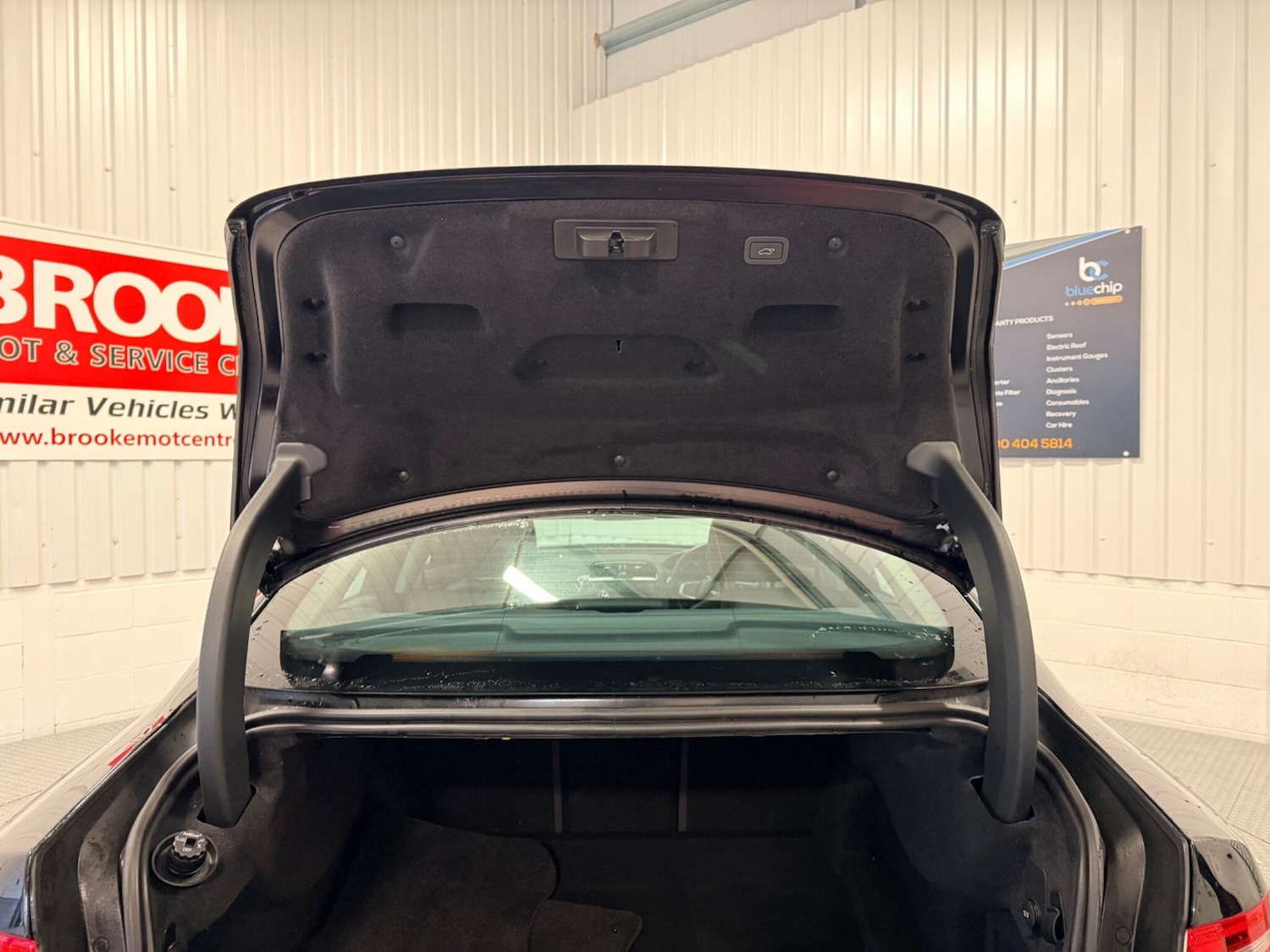 Used Jaguar XE 2017 for sale - 77386730: Photo 19