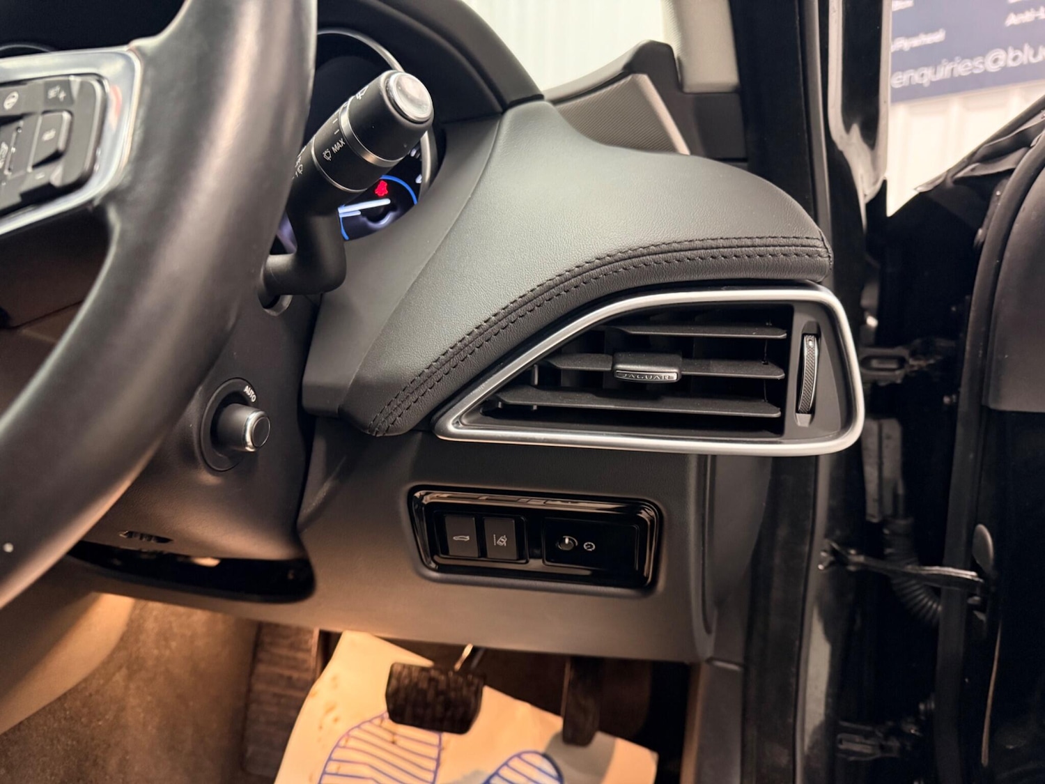 Used Jaguar XE 2017 for sale - 77386730: Photo 23