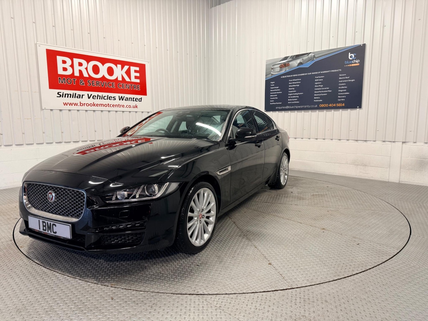 Used Jaguar XE 2017 for sale - 77386730: Photo 3