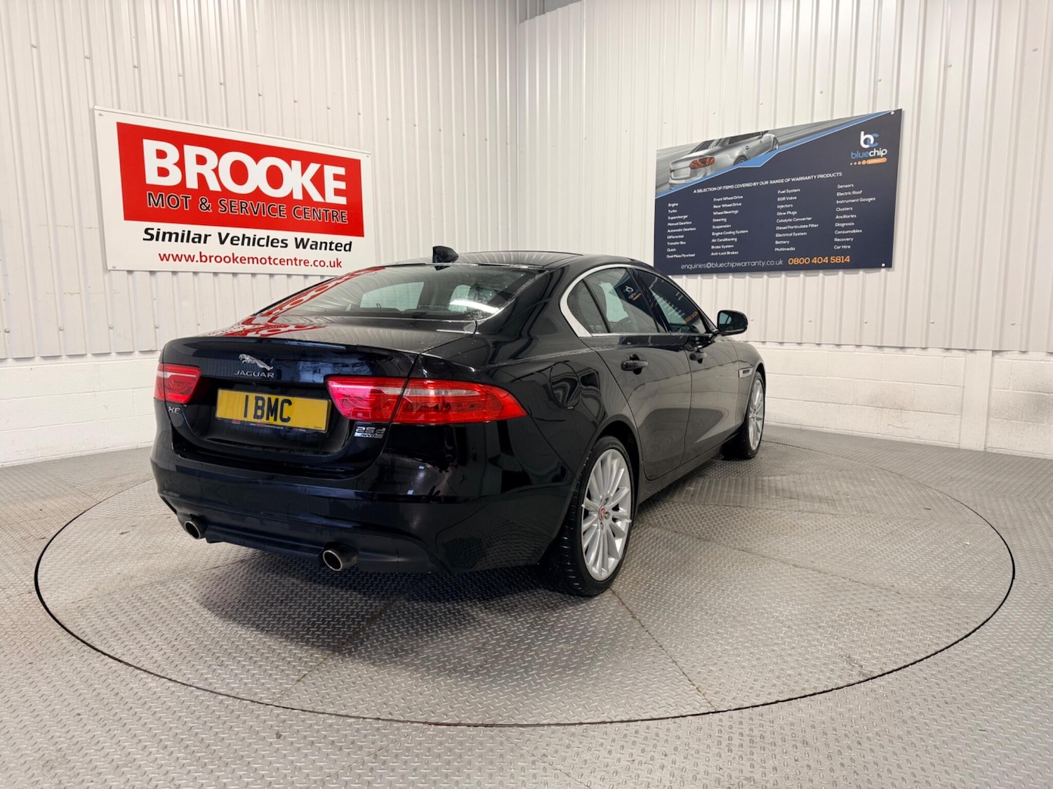 Used Jaguar XE 2017 for sale - 77386730: Photo 7