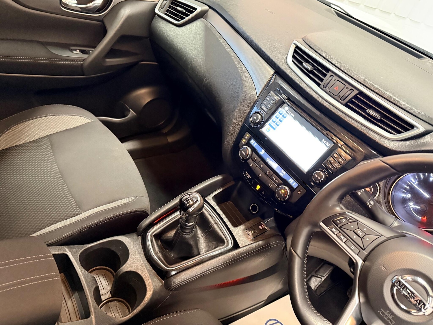 Used Nissan Qashqai 2018 for sale - 77040520: Photo 28