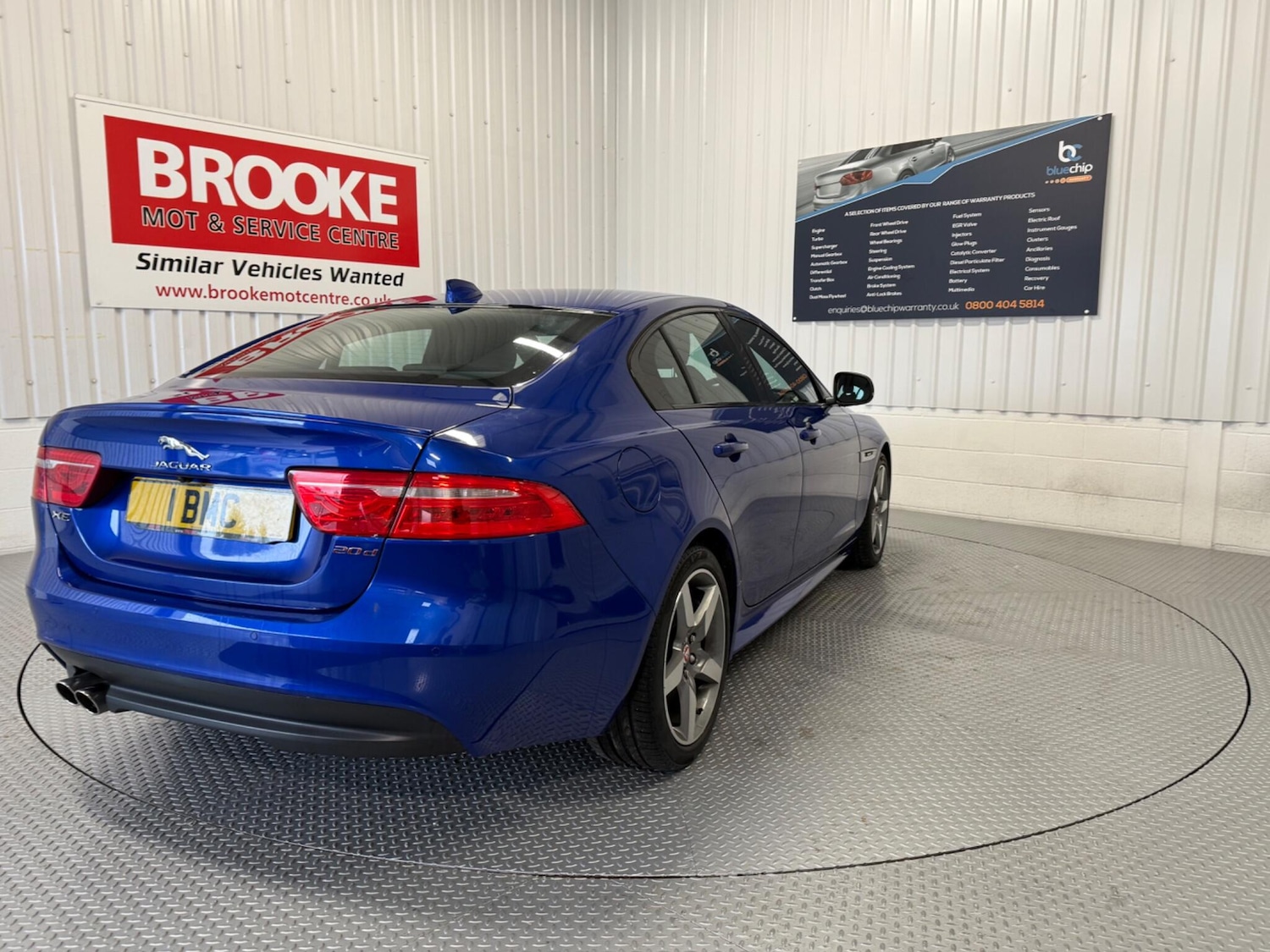 Used Jaguar XE 2018 for sale - 76772123: Photo 7