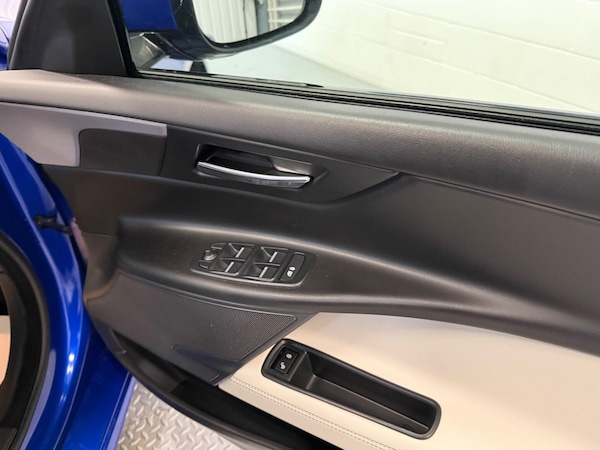 Used Jaguar XE 2018 for sale - 76269702: Photo 19