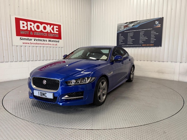 Used Jaguar XE 2018 for sale - 76269702: Photo 5