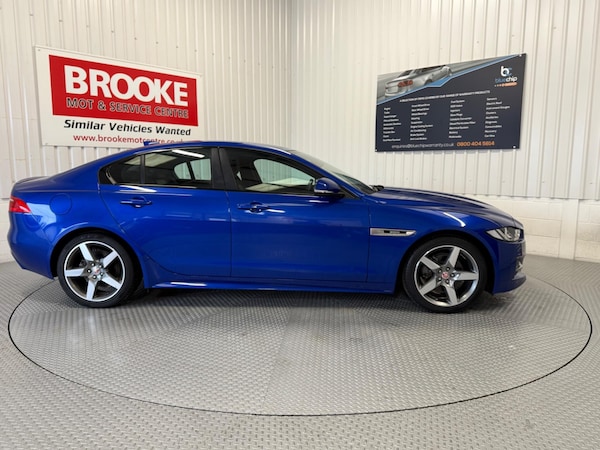 Used Jaguar XE 2018 for sale - 76269702: Photo 6