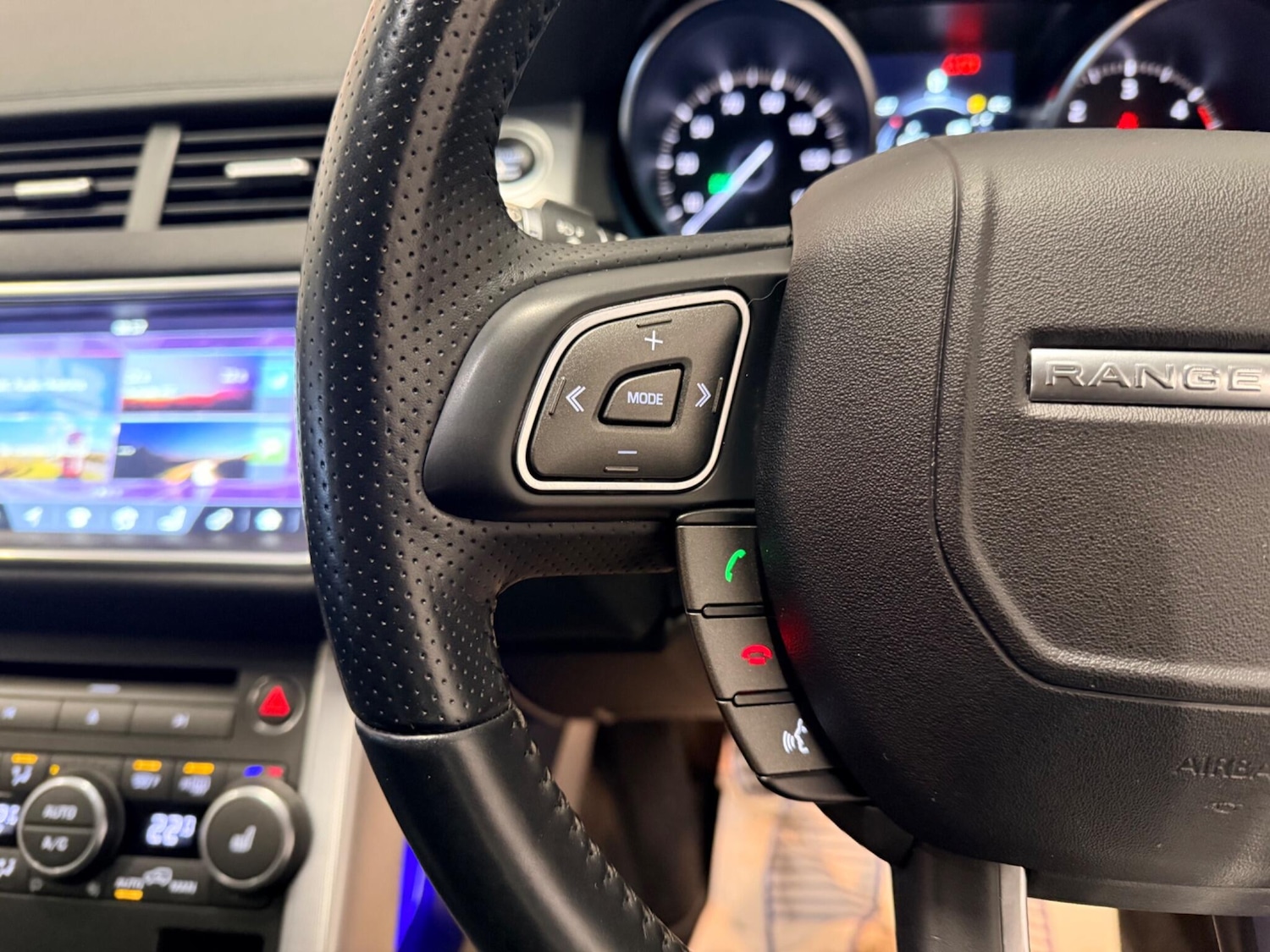 Used Land Rover Range Rover Evoque 2016 for sale - 77331172: Photo 25