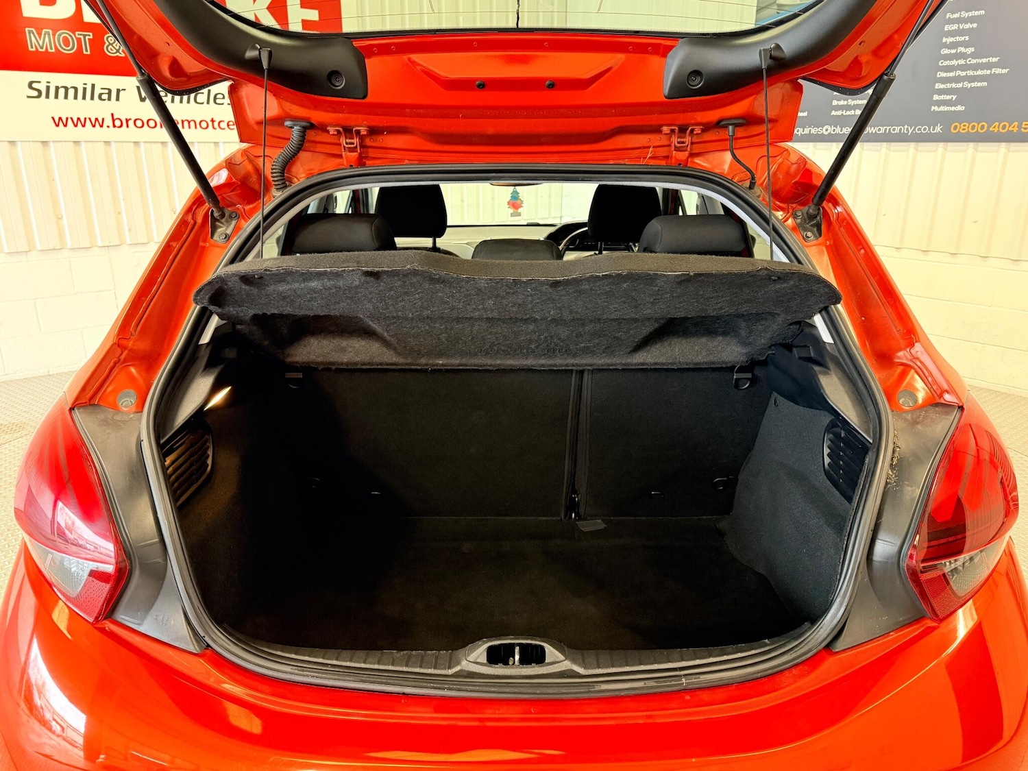 Used Peugeot 208 2018 for sale - 77175156: Photo 13