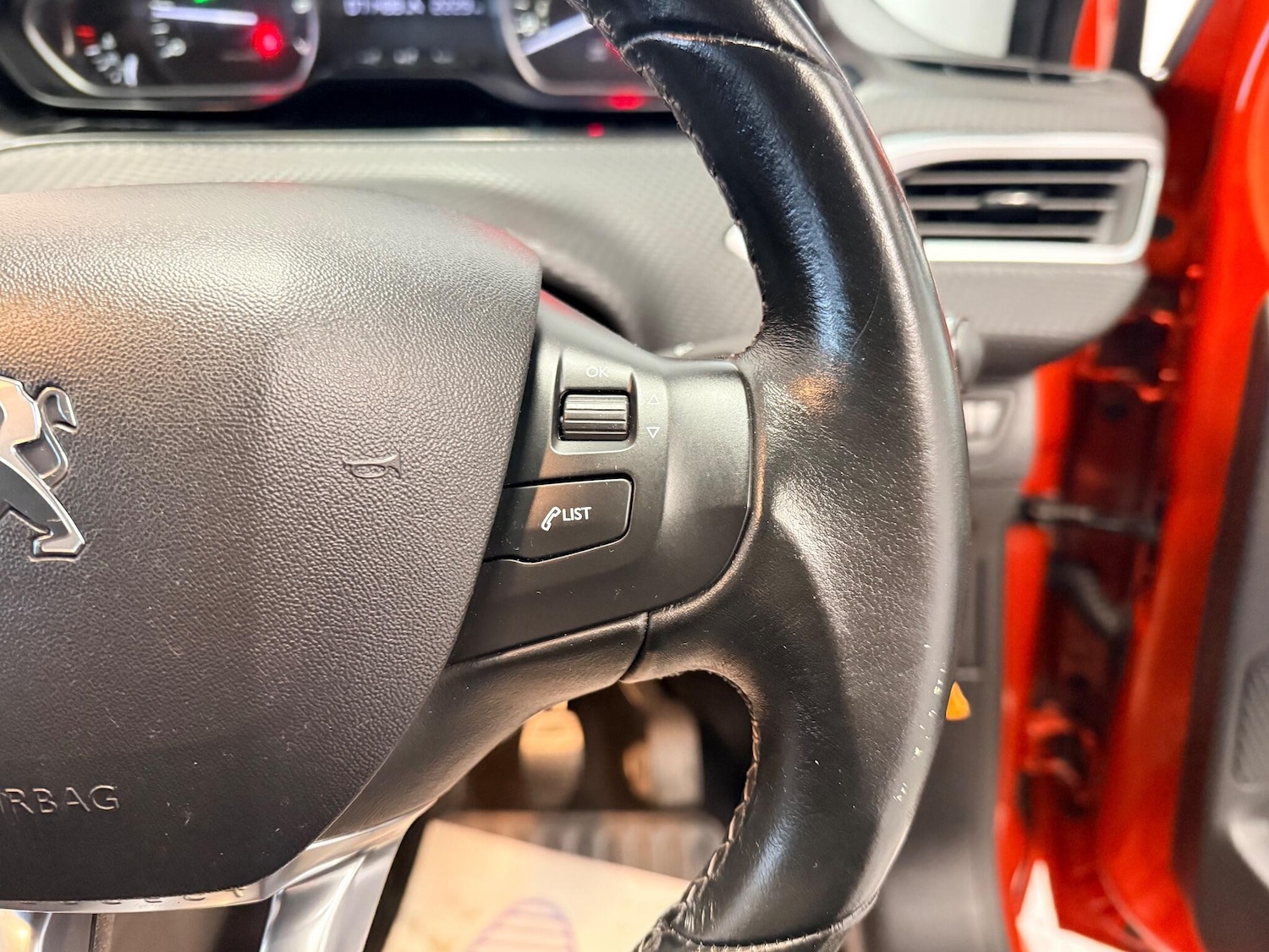 Used Peugeot 208 2018 for sale - 77175156: Photo 24