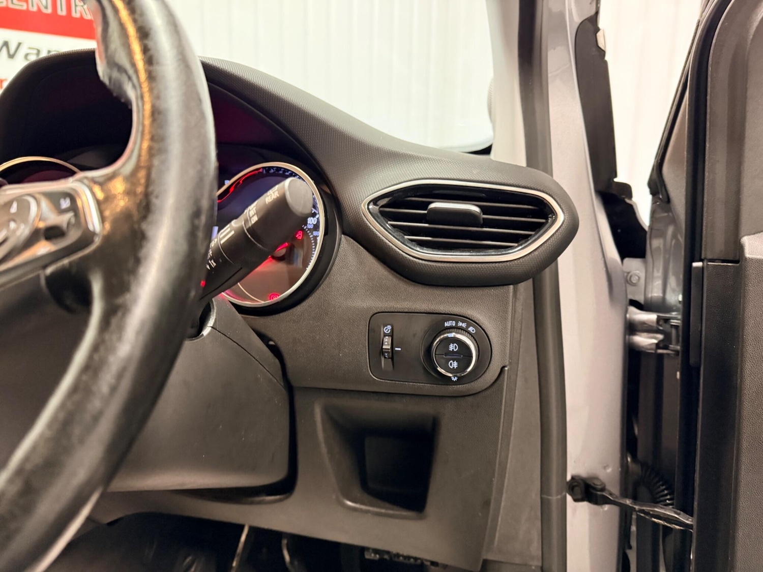 Used Vauxhall Crossland 2022 for sale - 77587130: Photo 21