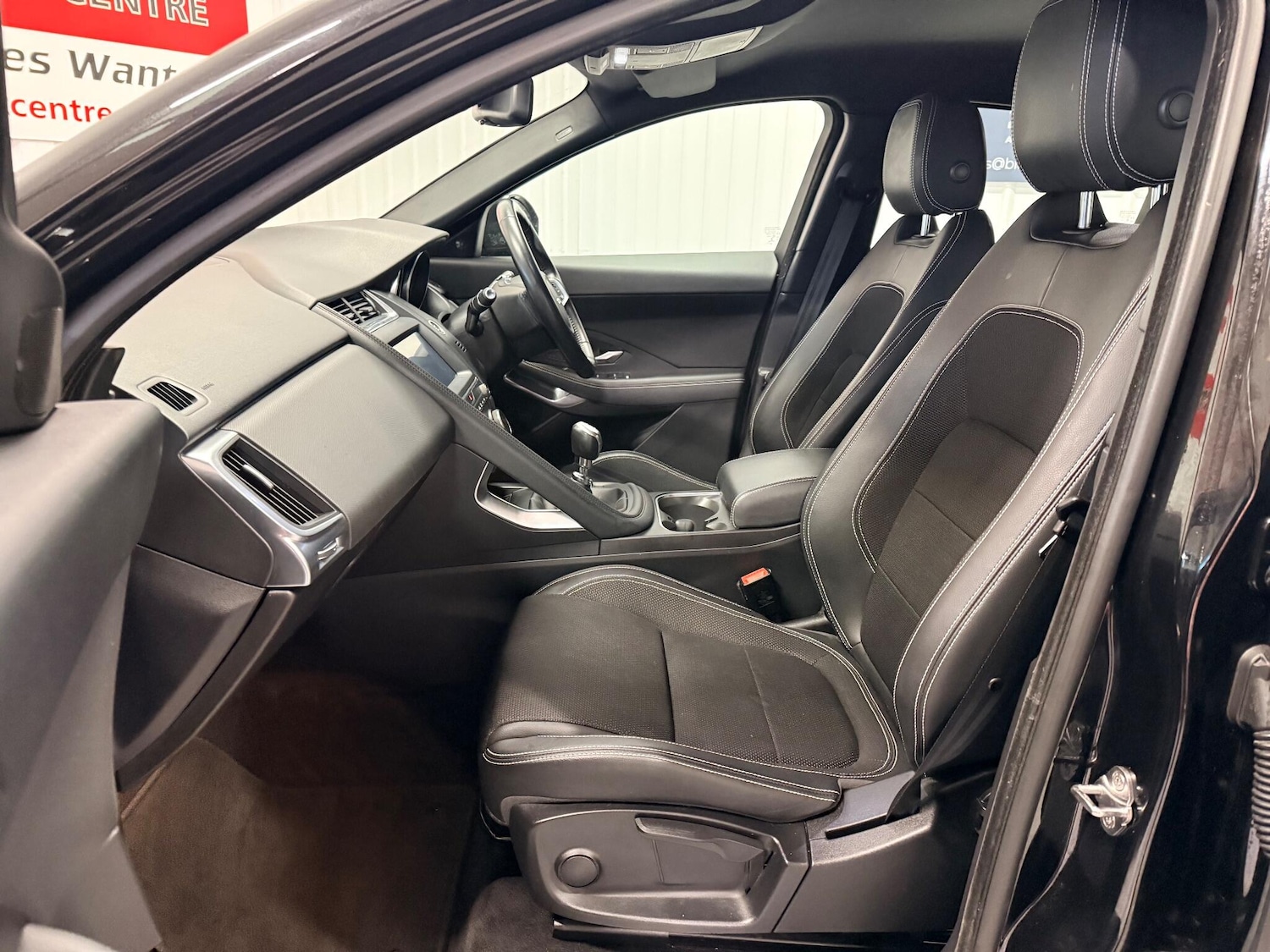 Used Jaguar E-Pace 2019 for sale - 77229921: Photo 14