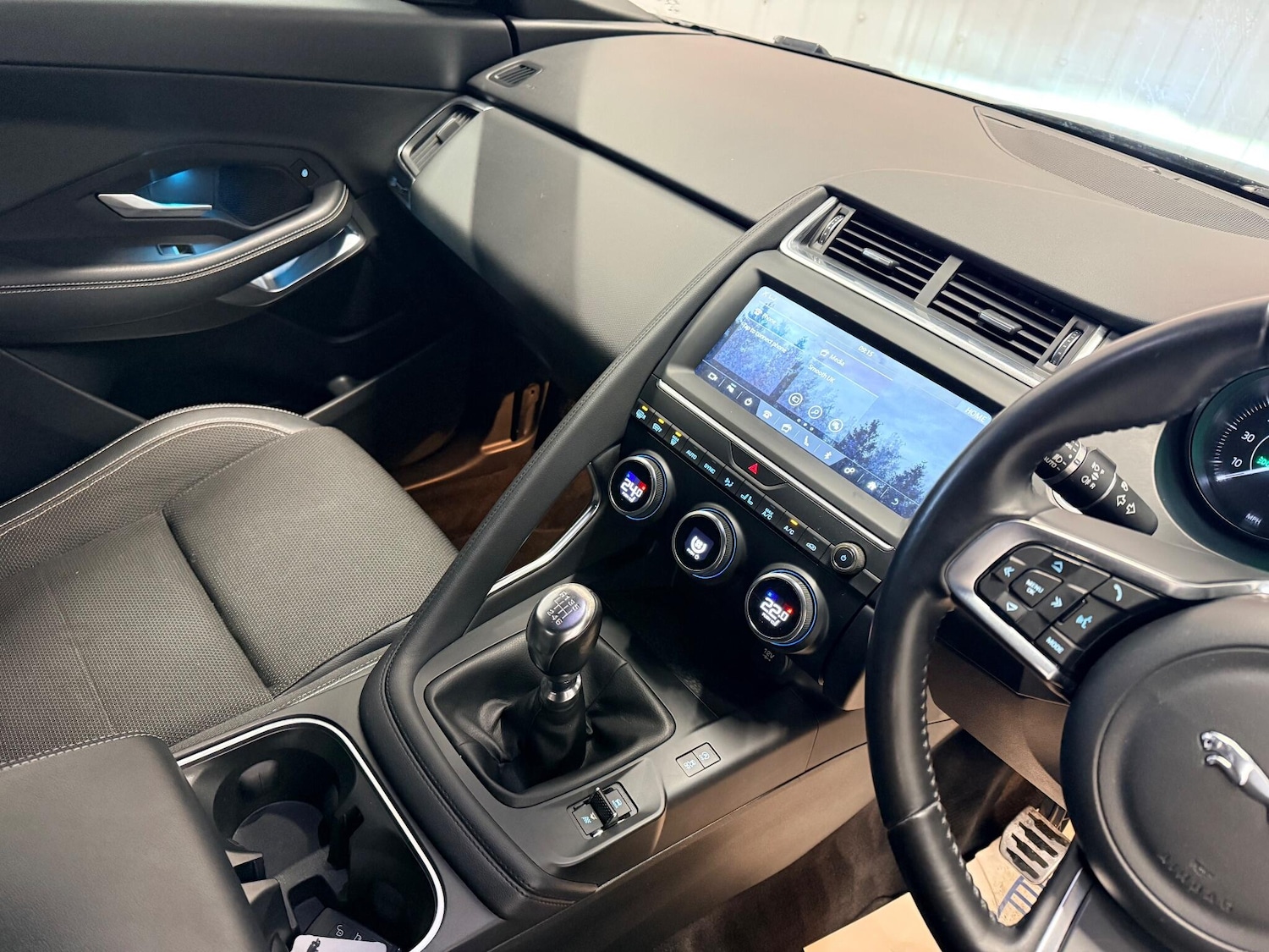 Used Jaguar E-Pace 2019 for sale - 77229921: Photo 20