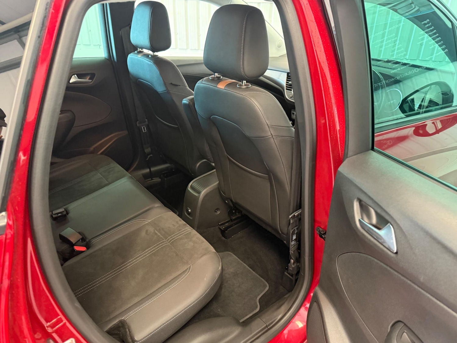 Used Vauxhall Crossland 2021 for sale - 76992772: Photo 16