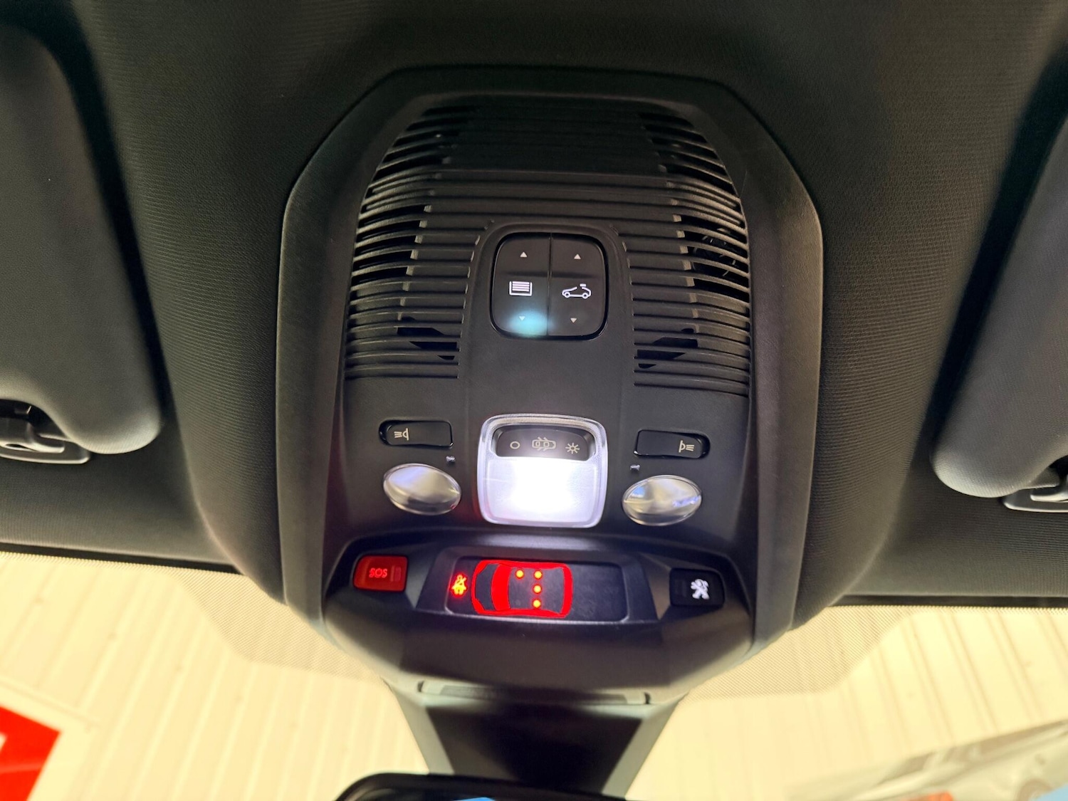 Used Peugeot 3008 2019 for sale - 77073923: Photo 30