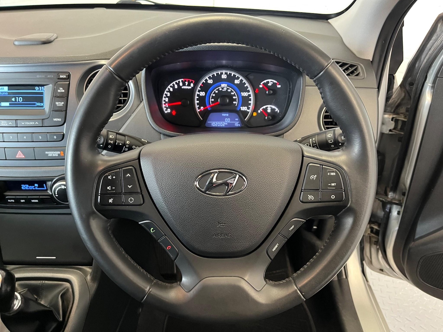 Used Hyundai i10 2017 for sale - 77215504: Photo 19