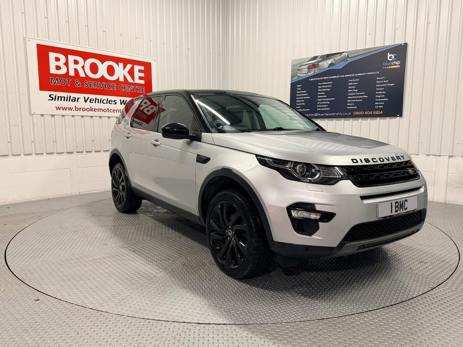 Used Land Rover Discovery Sport 2018 for sale - 76584730: Photo 1