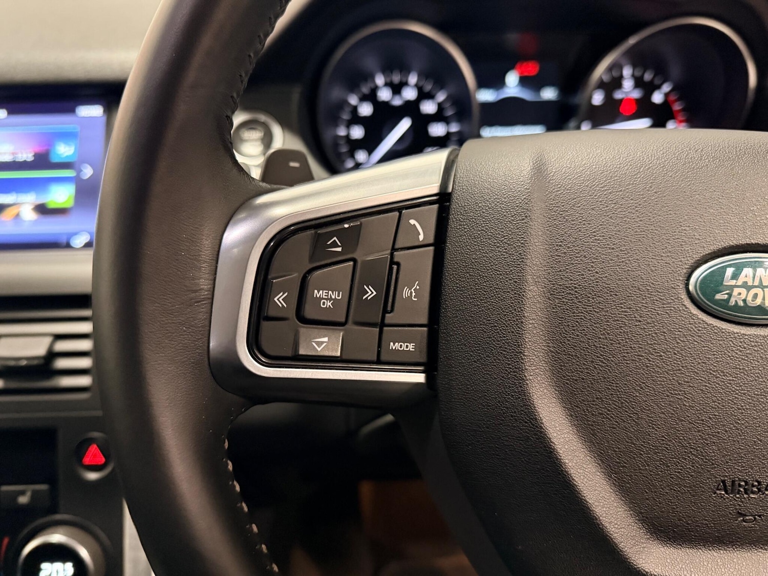 Used Land Rover Discovery Sport 2018 for sale - 76584730: Photo 22