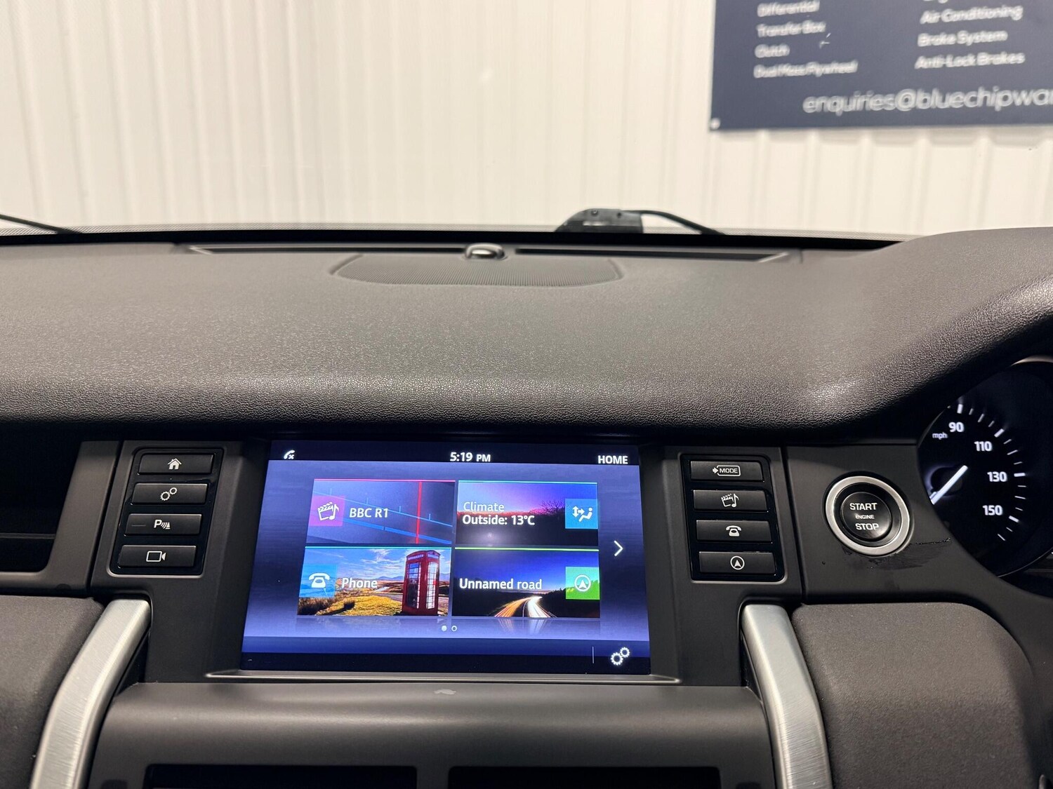 Used Land Rover Discovery Sport 2018 for sale - 76584730: Photo 30