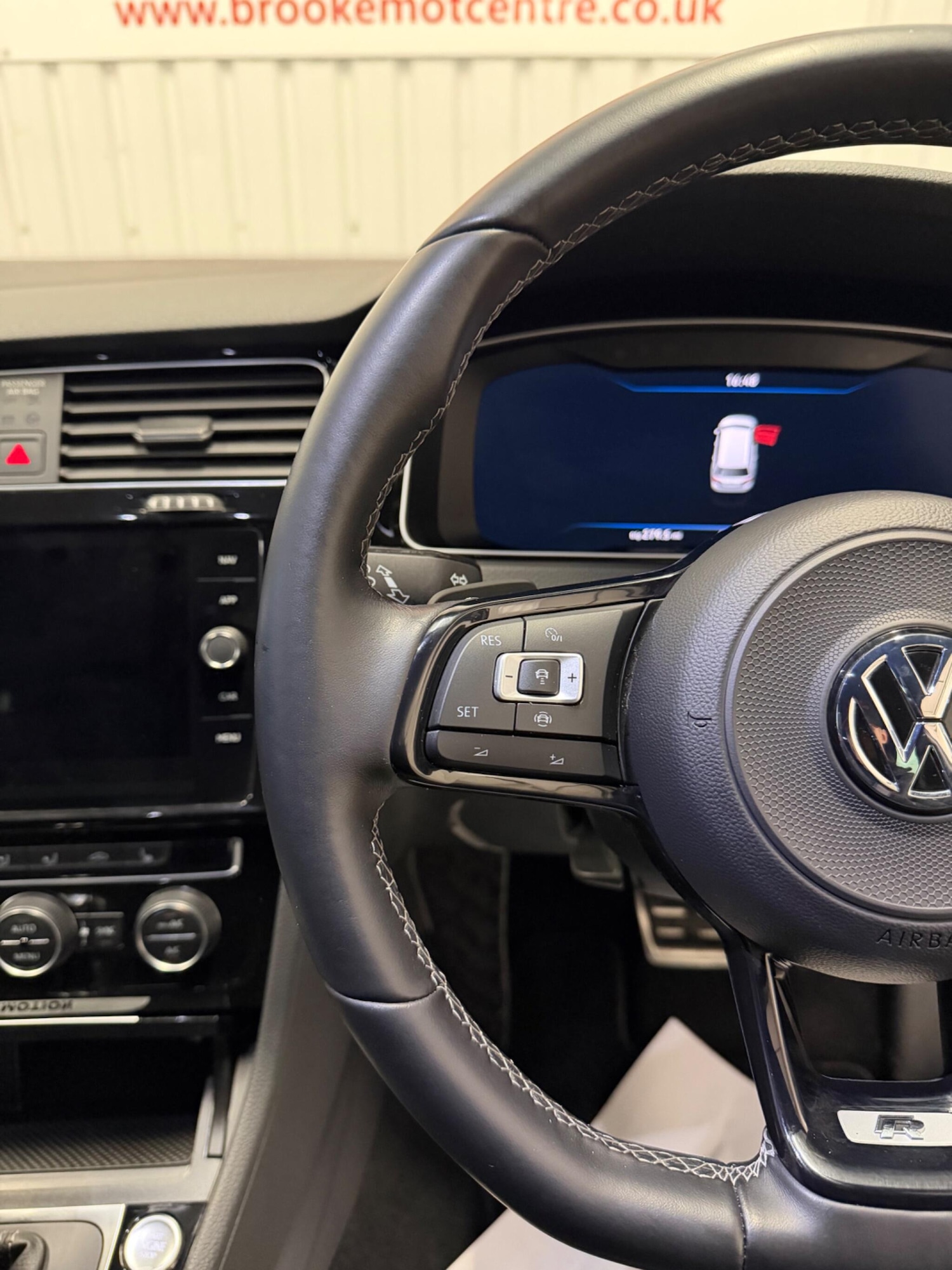 Used Volkswagen Golf 2019 for sale - 77549876: Photo 19