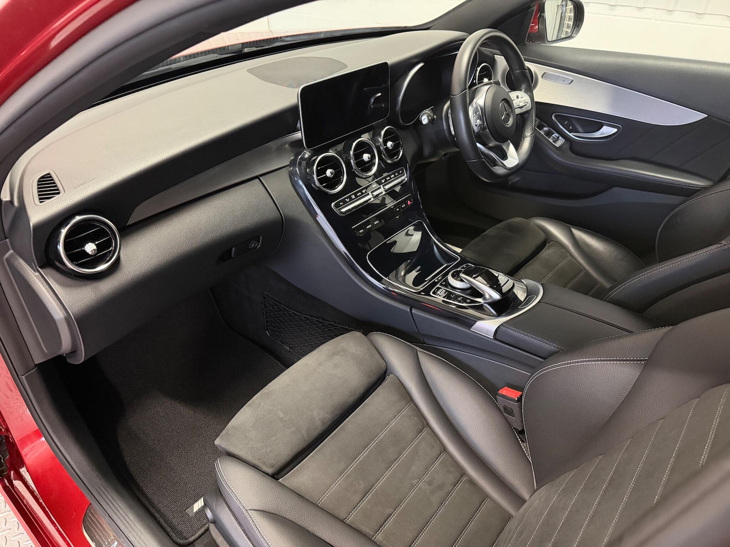 Used Mercedes-Benz C Class 2019 for sale - 77015523: Photo 15