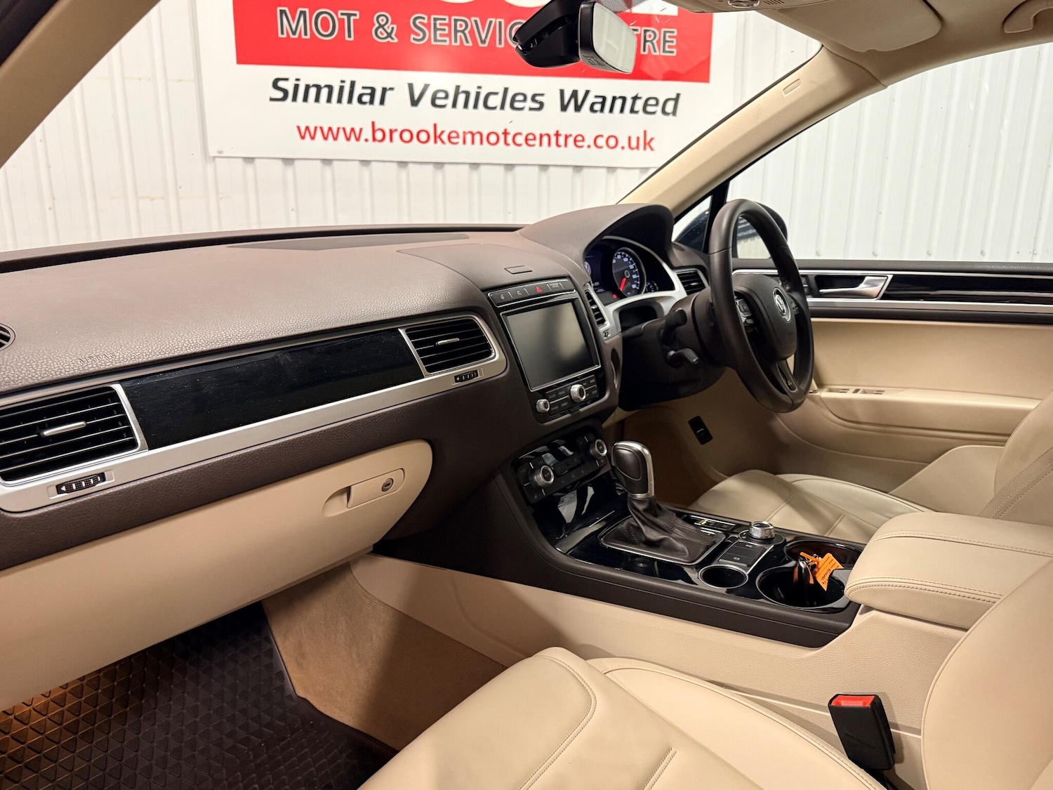 Used Volkswagen Touareg 2017 for sale - 76781696: Photo 13