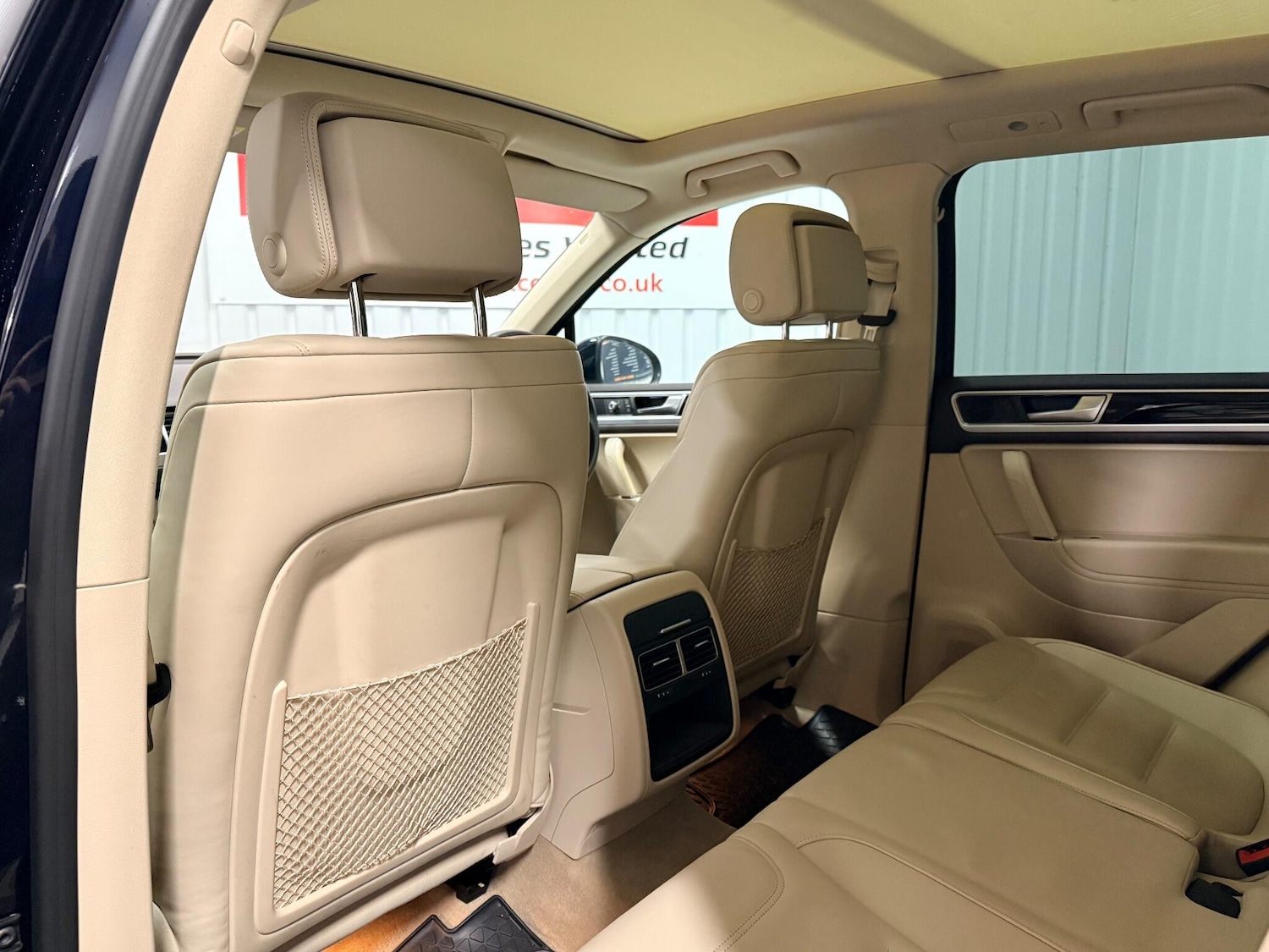 Used Volkswagen Touareg 2017 for sale - 76781696: Photo 15