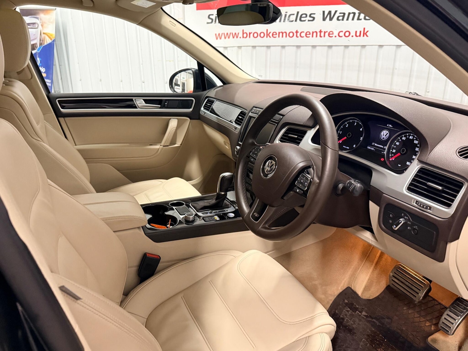 Used Volkswagen Touareg 2017 for sale - 76781696: Photo 22