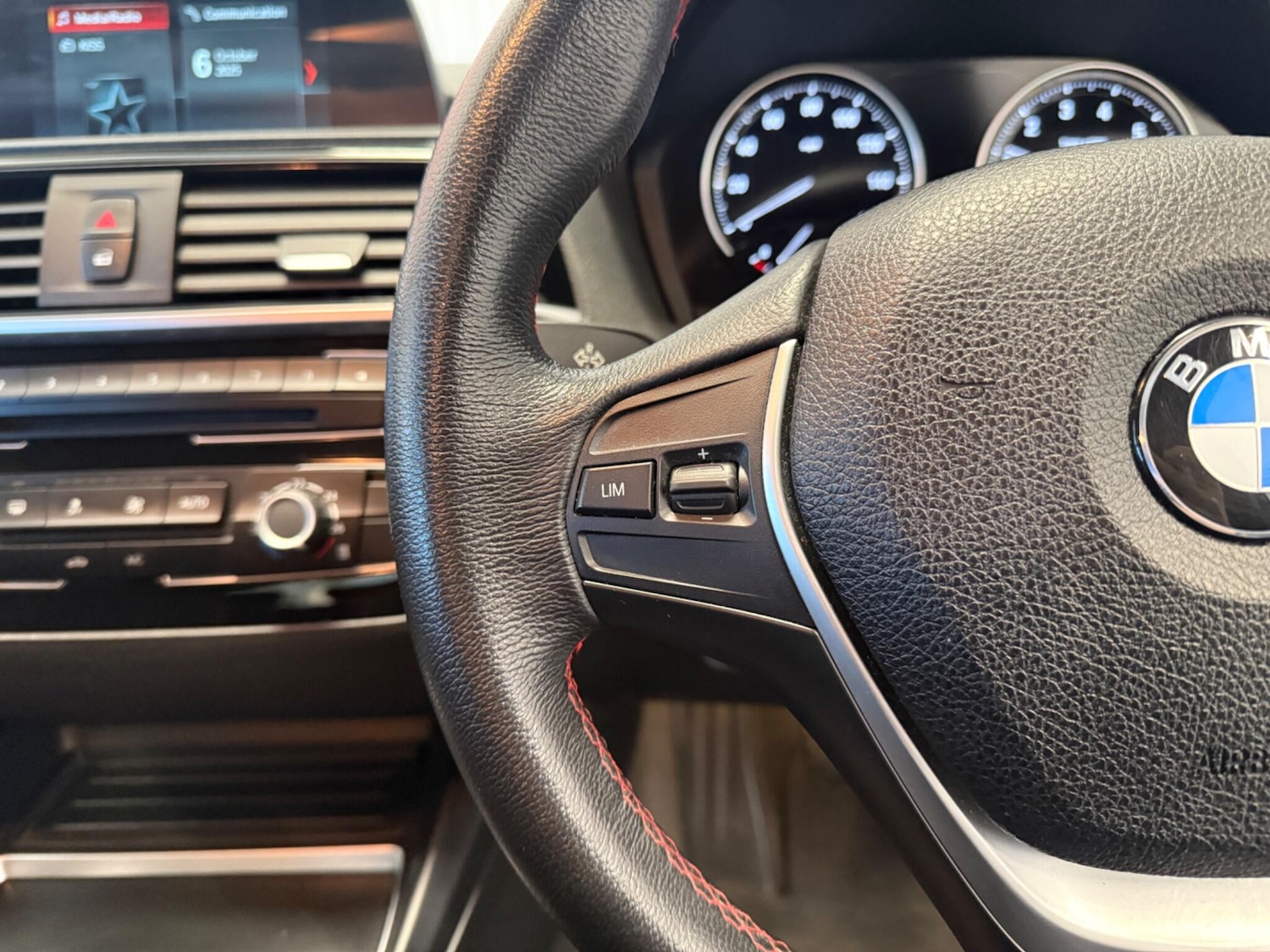 Used BMW 1 Series 2018 for sale - 76190088: Photo 24