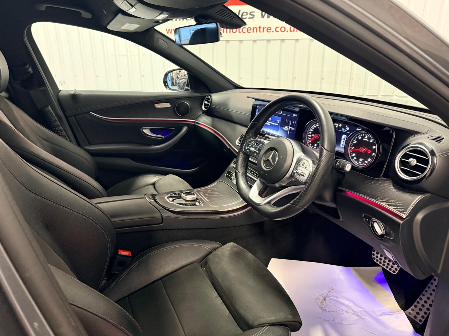 Used Mercedes-Benz E Class 2018 for sale - 77737608: Photo 21