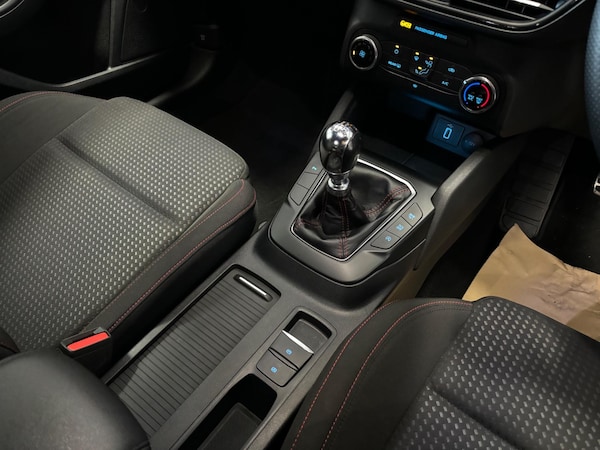Used Ford Focus 2020 for sale - 74777774: Photo 21