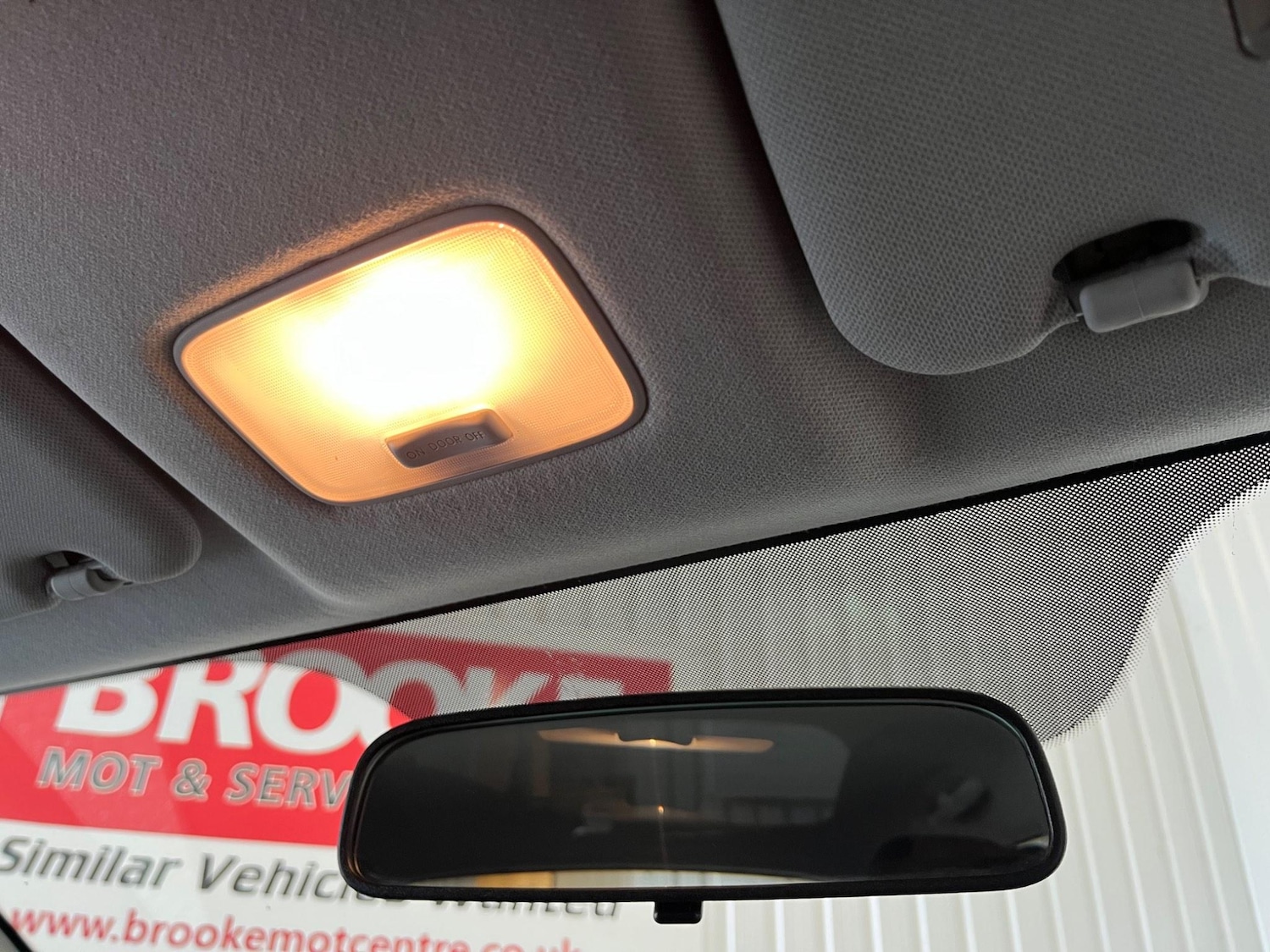 Used Hyundai i10 for sale - 76992011: Photo 23