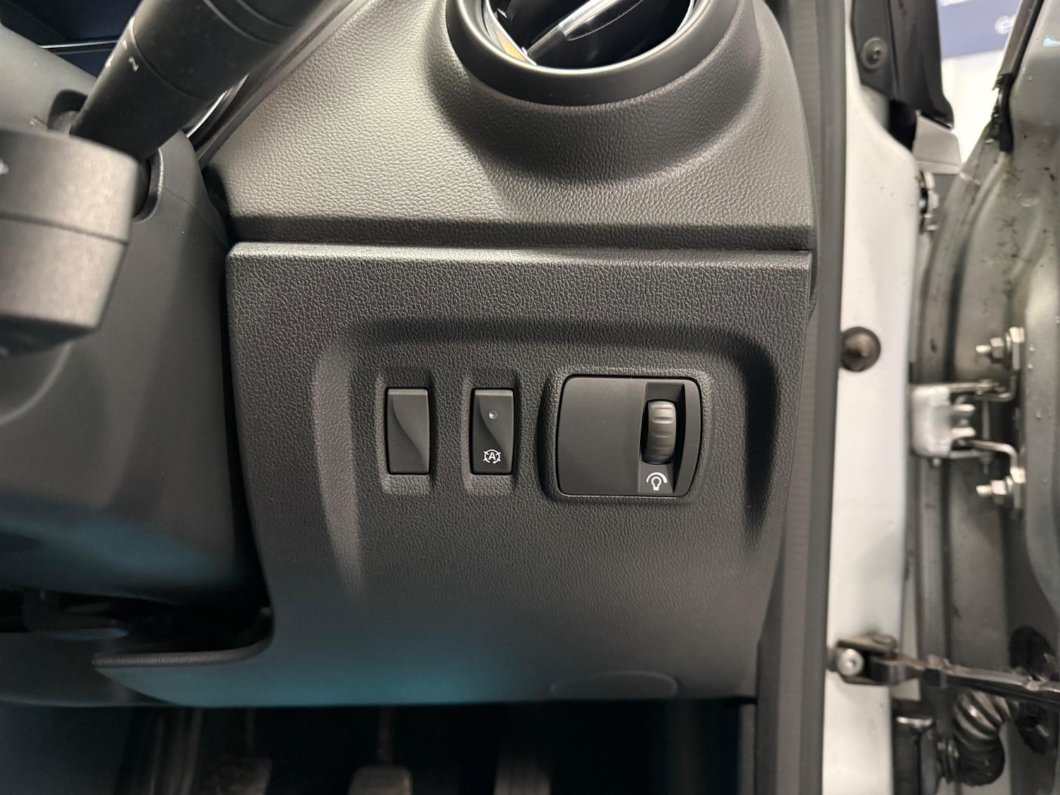 Used Renault Captur 2017 for sale - 77237739: Photo 19