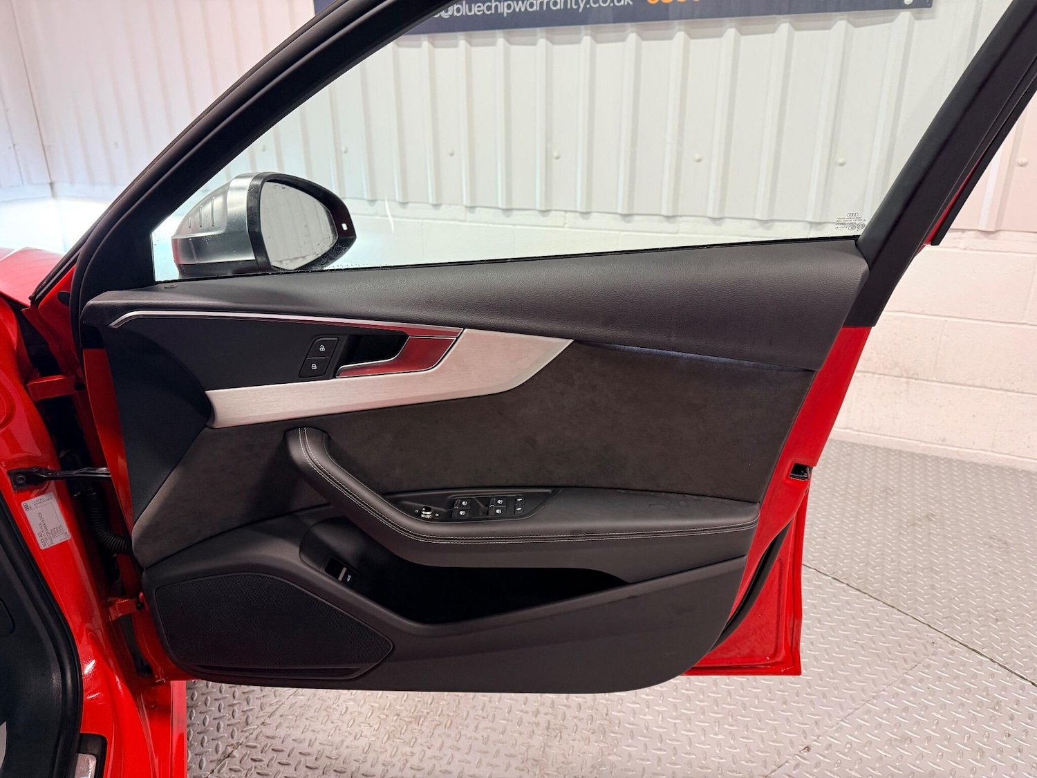 Used Audi A4 2017 for sale - 77330717: Photo 17