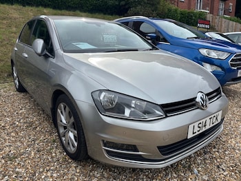 Volkswagen - Golf