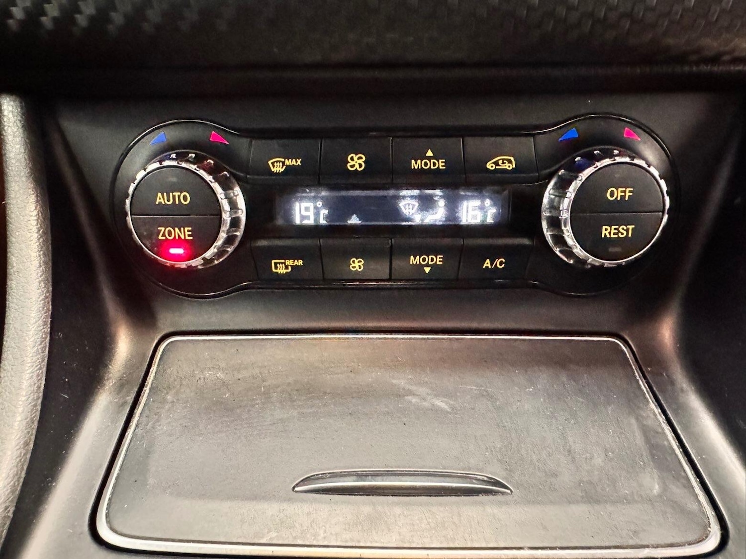 Used Mercedes-Benz A-Class 2016 for sale - 78086628: Photo 25