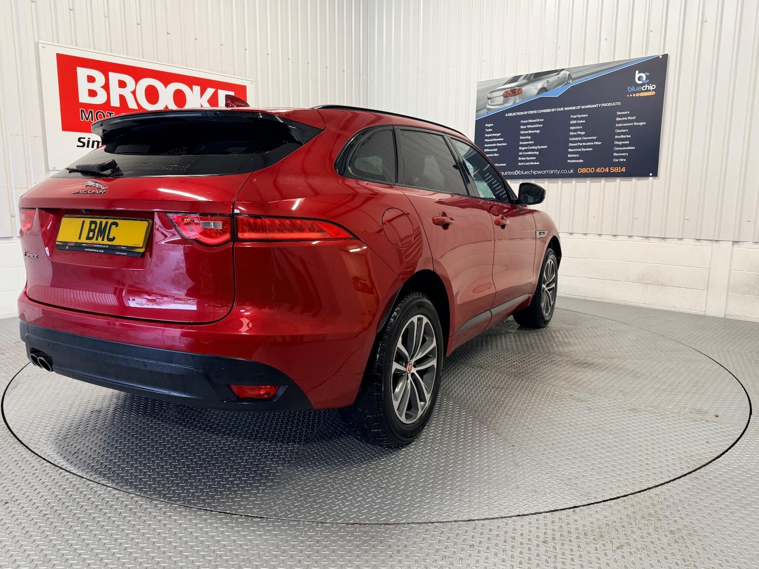 Used Jaguar F-Pace 2017 for sale - 77203268: Photo 7