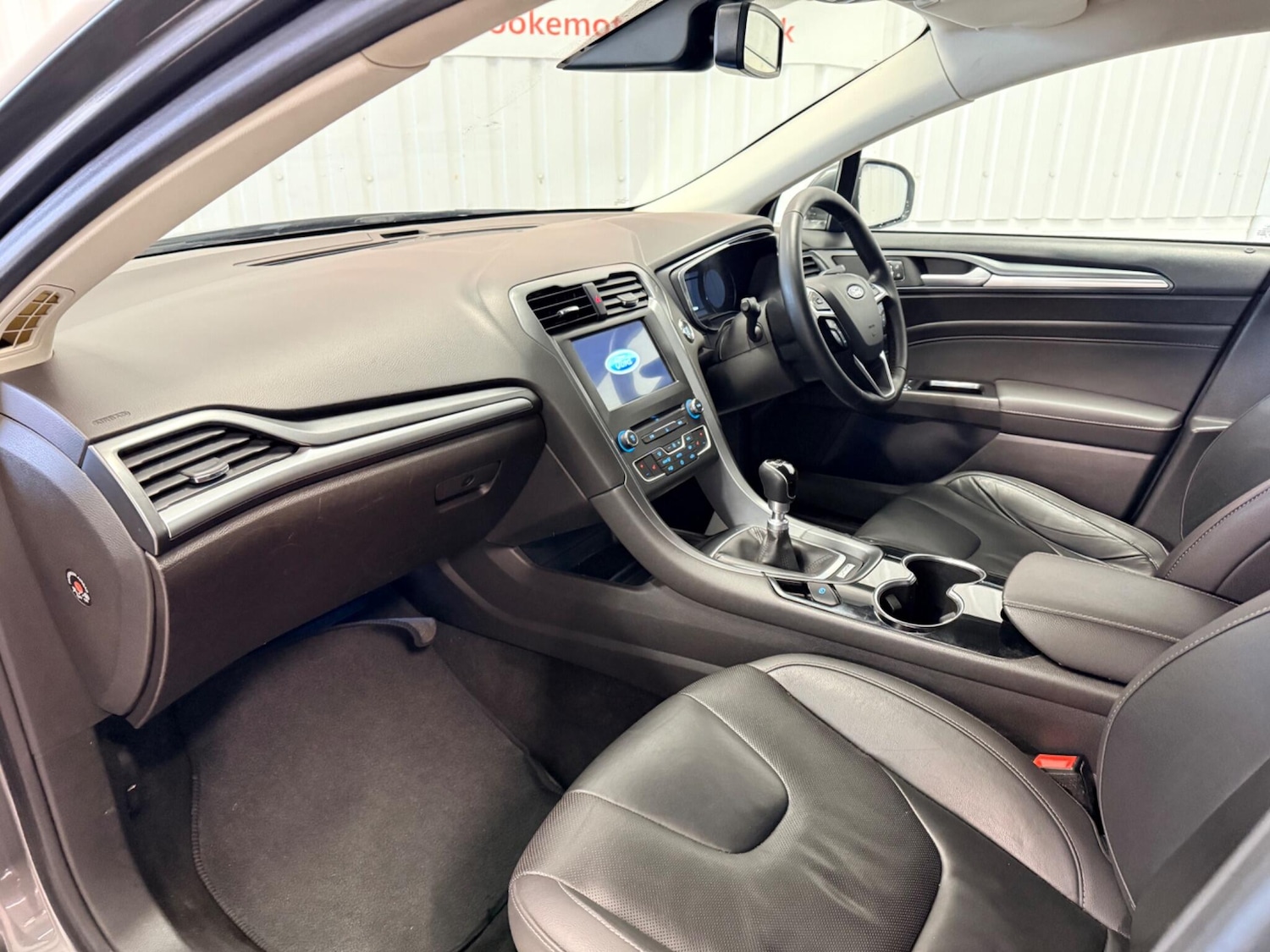 Used Ford Mondeo 2017 for sale - 77331488: Photo 12