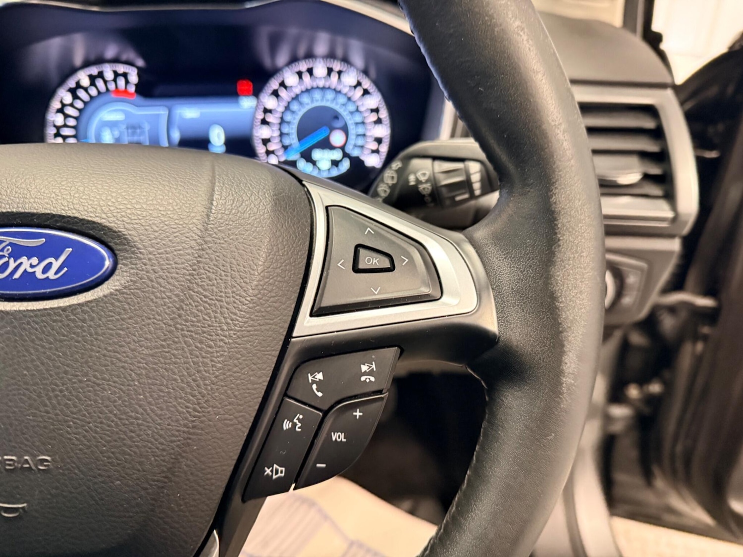 Used Ford Mondeo 2017 for sale - 77331488: Photo 19