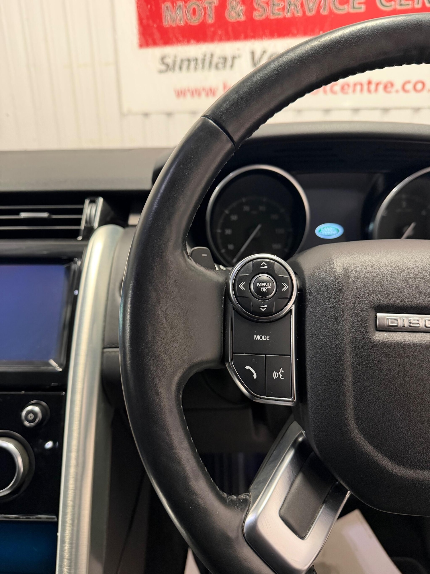 Used Land Rover Discovery 2017 for sale - 76613427: Photo 21