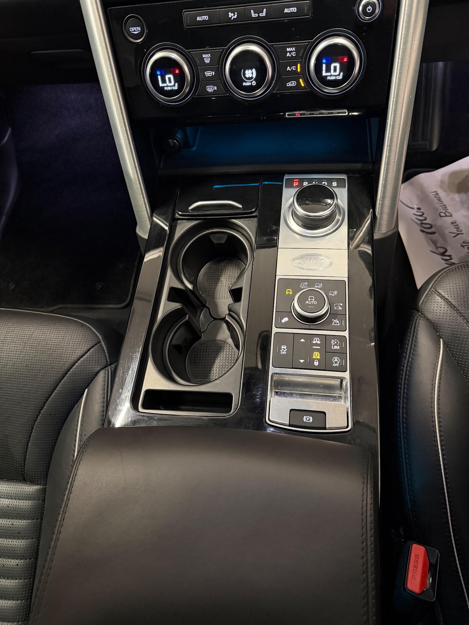 Used Land Rover Discovery 2017 for sale - 76613427: Photo 31