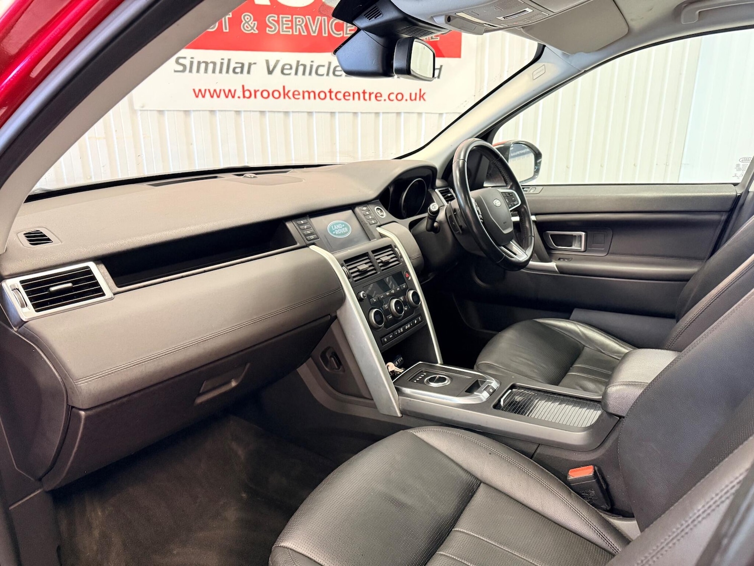 Used Land Rover Discovery Sport 2018 for sale - 77142951: Photo 13