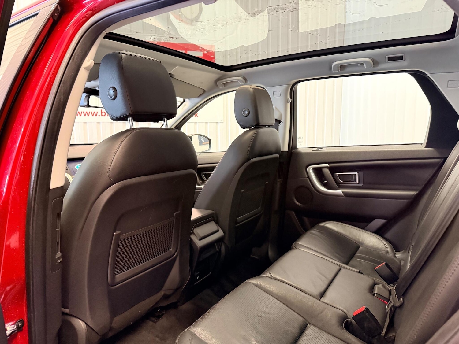 Used Land Rover Discovery Sport 2018 for sale - 77142951: Photo 14