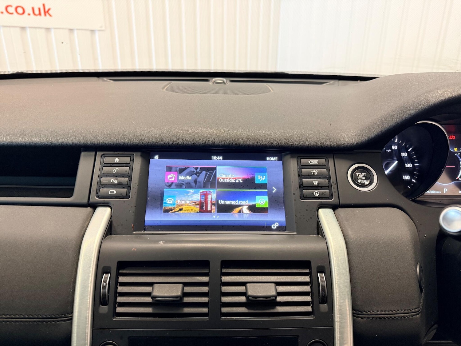 Used Land Rover Discovery Sport 2018 for sale - 77142951: Photo 28