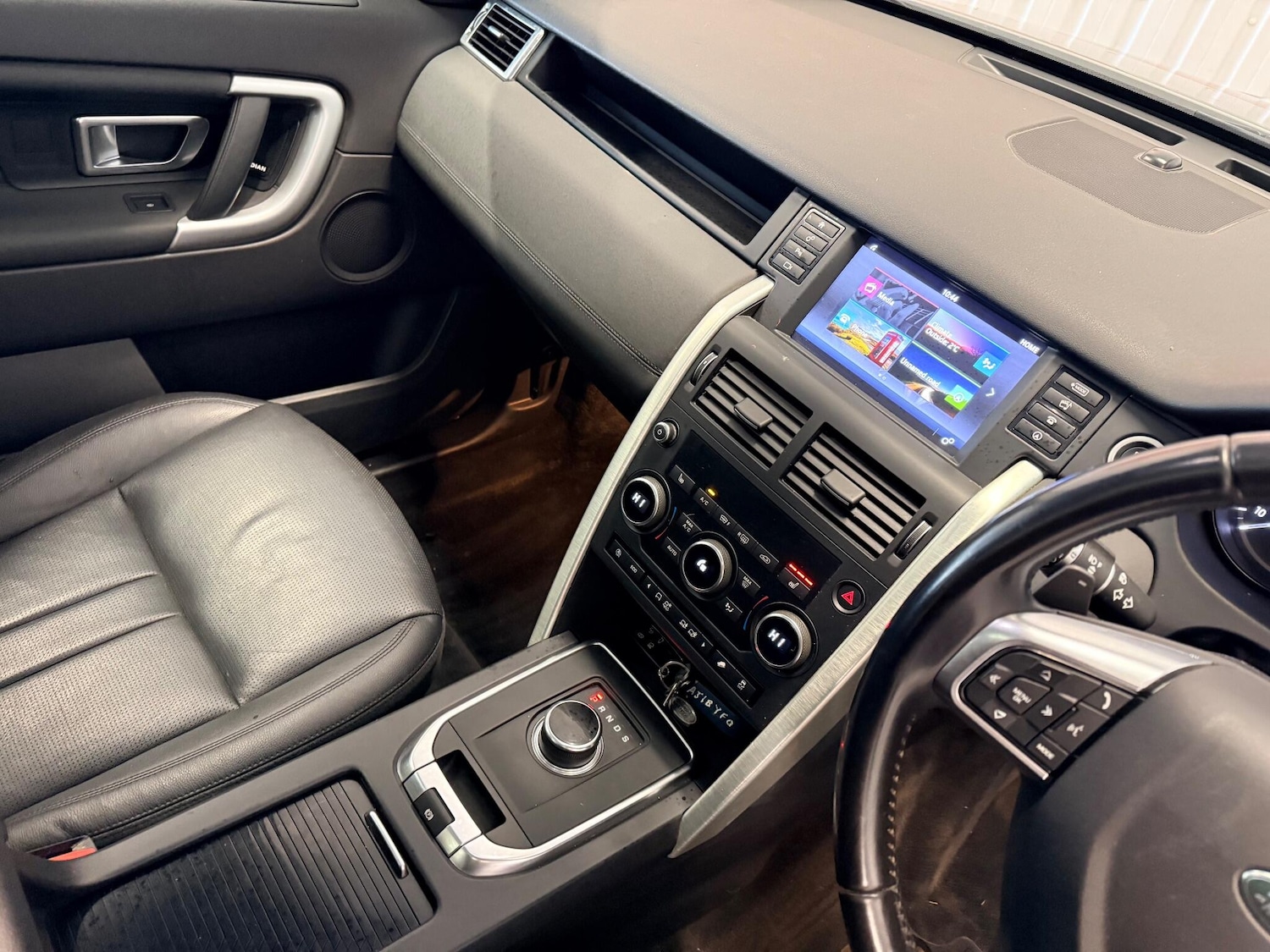 Used Land Rover Discovery Sport 2018 for sale - 77142951: Photo 29