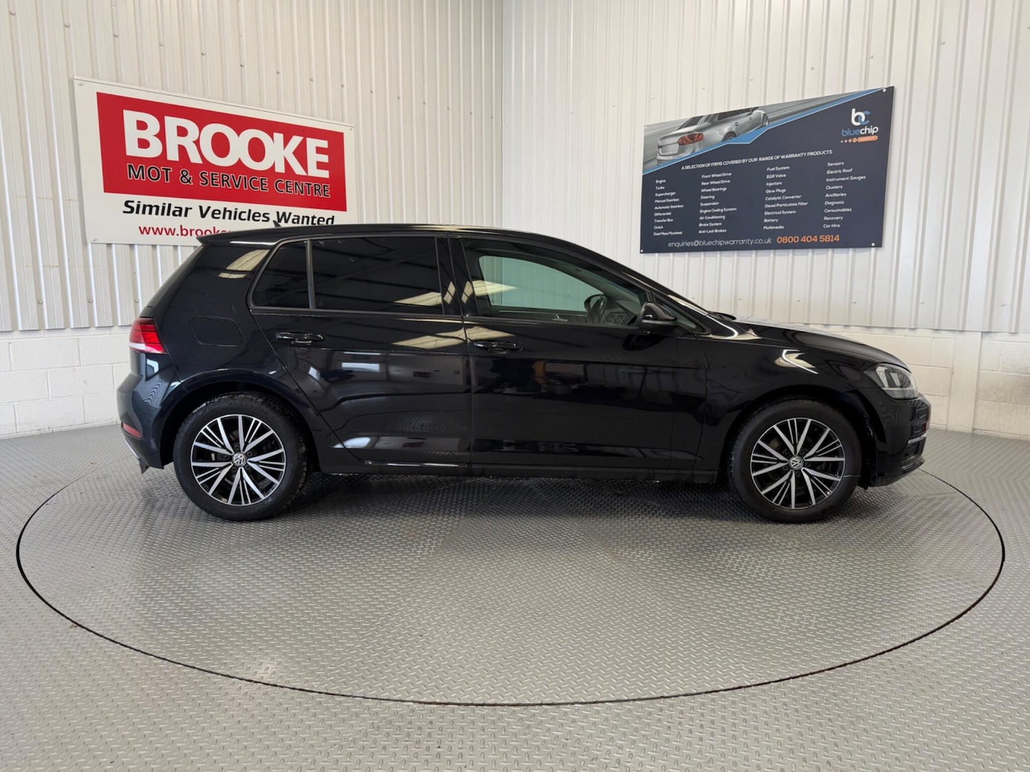 Used Volkswagen Golf for sale - 77909503: Photo 2