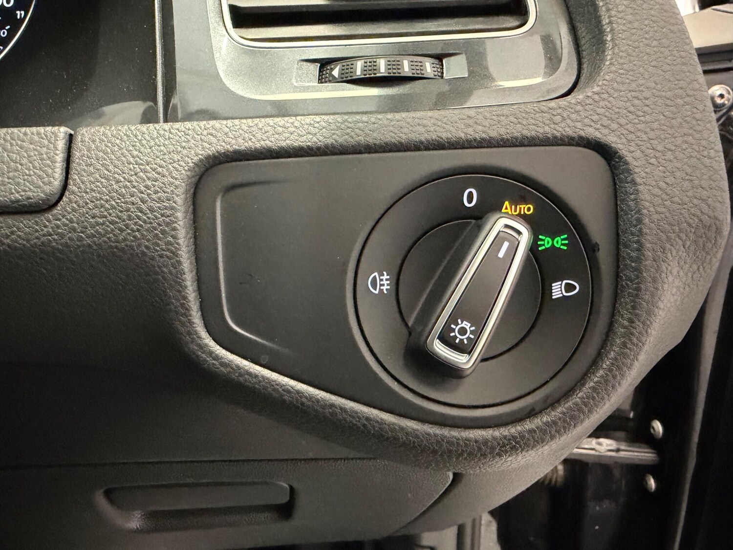 Used Volkswagen Golf for sale - 77909503: Photo 21