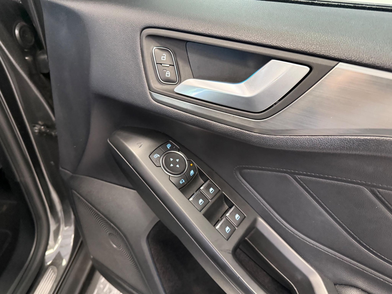 Used Ford Focus for sale - 77015762: Photo 21