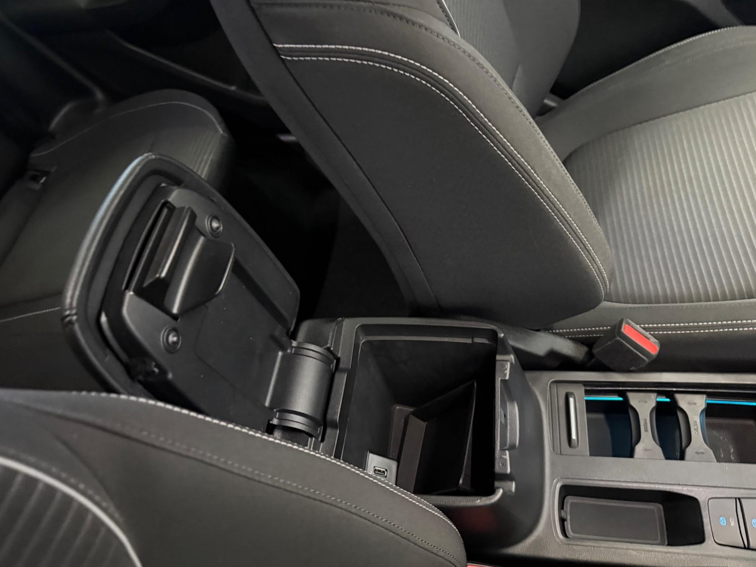 Used Ford Focus for sale - 77015762: Photo 32