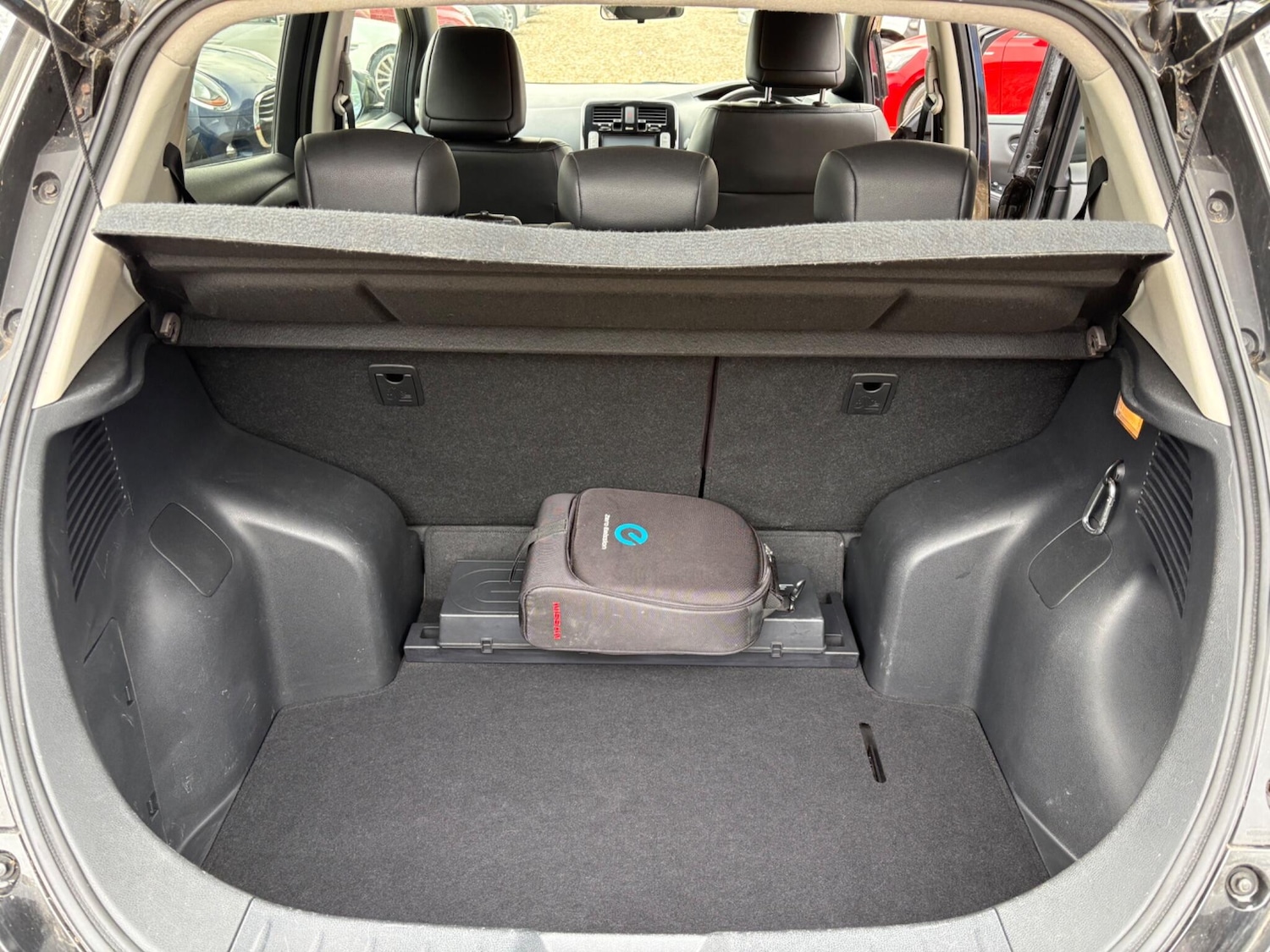 Used Nissan Leaf 2015 for sale - 78205143: Photo 10